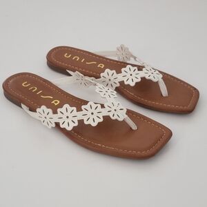 Unisa White Floral Flat Sandal Size 6½